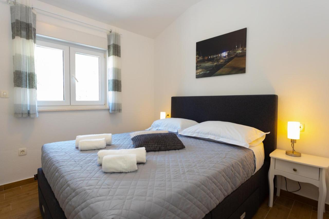 Apartments Jasa Deluxe มาคาร์สกา ภายนอก รูปภาพ