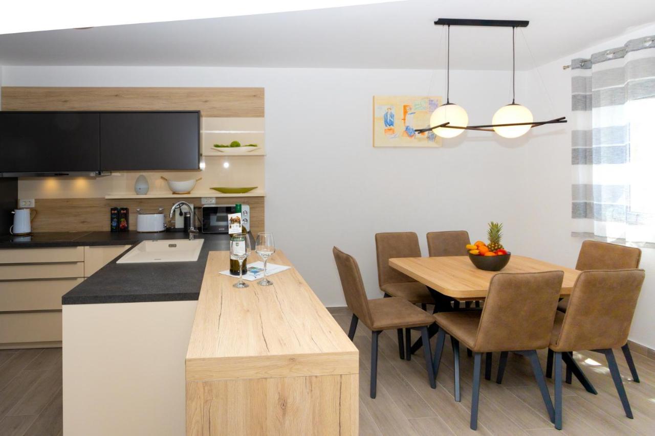Apartments Jasa Deluxe มาคาร์สกา ภายนอก รูปภาพ